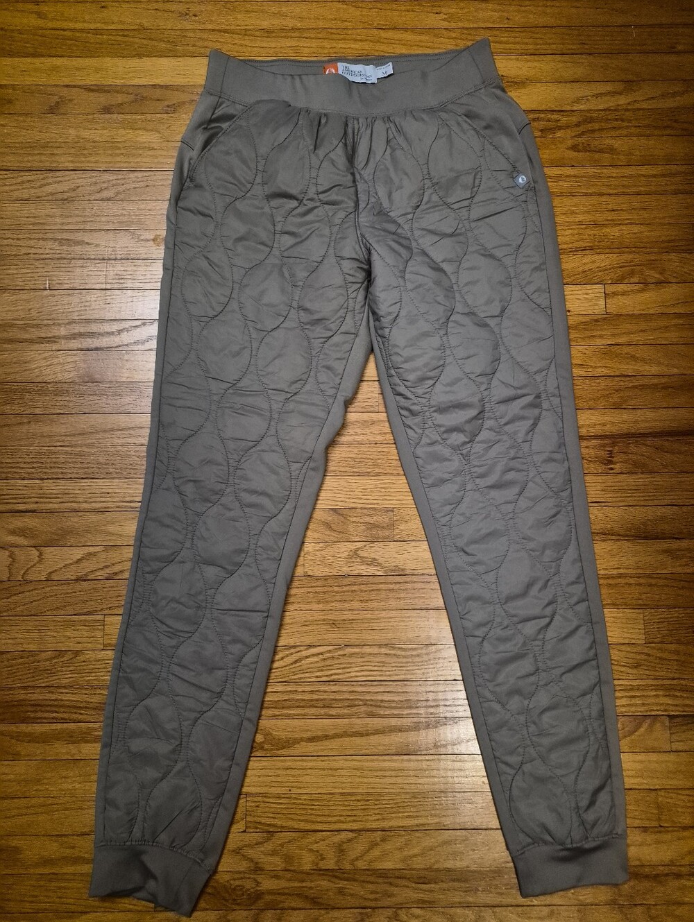 The American outdoorsman Size M Quilted joggers - Picture 2 of 4